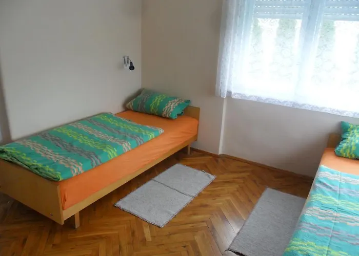 Pallósi Ház A Appartamento Sárvár